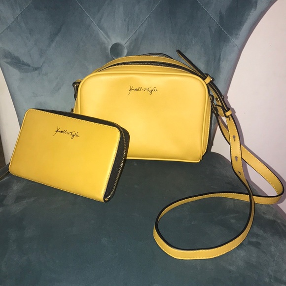 Kendall & Kylie Handbags - Kendall & Kylie purse and wallet